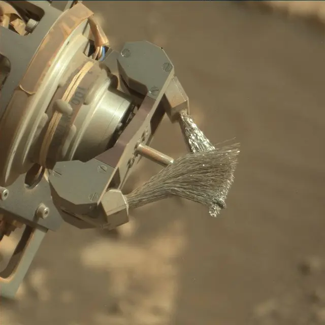 Sol 2792: Mast Camera (Mastcam)