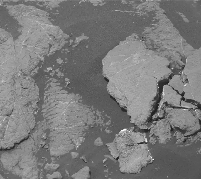 Sol 2793: Mast Camera (Mastcam)
