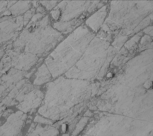Sol 2772: Mast Camera (Mastcam)