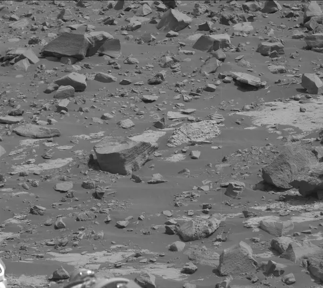 Sol 2789: Mast Camera (Mastcam)