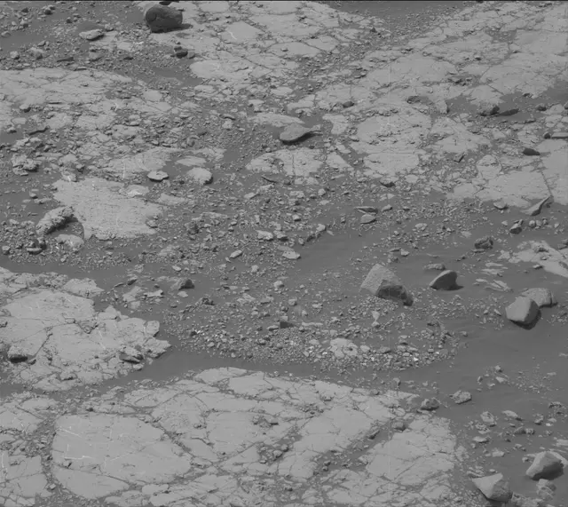 Sol 2789: Mast Camera (Mastcam)