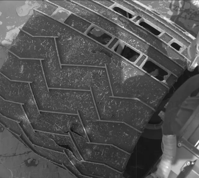 Sol 2789: Mast Camera (Mastcam)