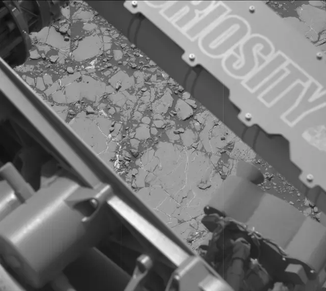 Sol 2789: Mast Camera (Mastcam)