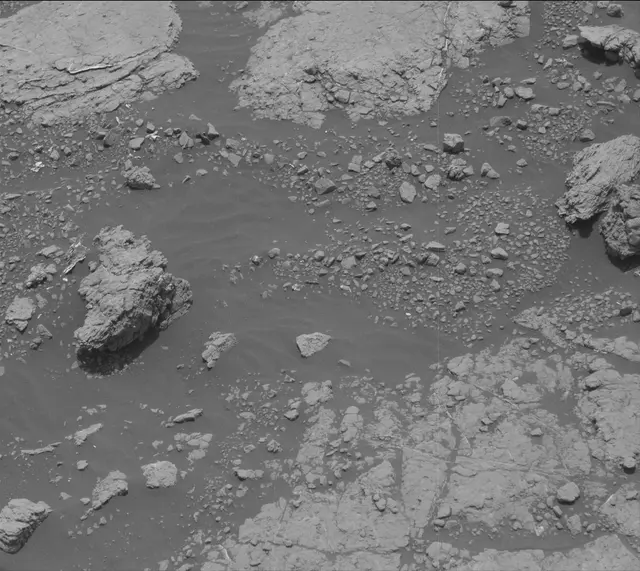 Sol 2795: Mast Camera (Mastcam)