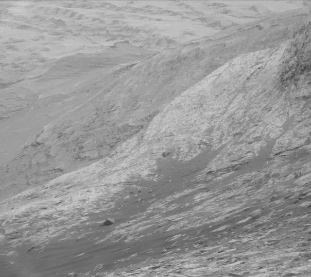 Sol 2795: Mast Camera (Mastcam)