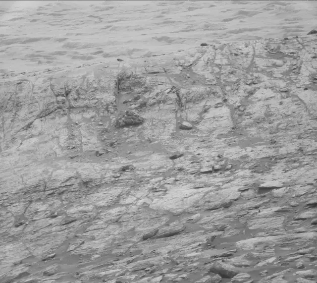 Sol 2795: Mast Camera (Mastcam)