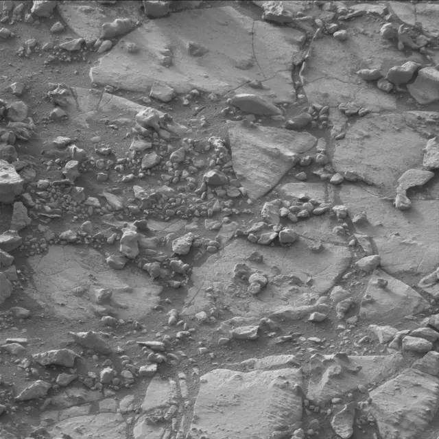 Sol 2795: Mast Camera (Mastcam)