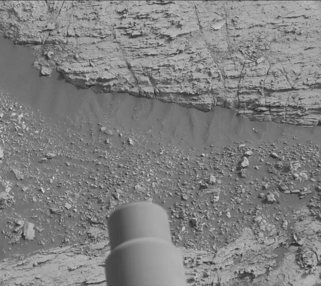 Sol 2797: Mast Camera (Mastcam)