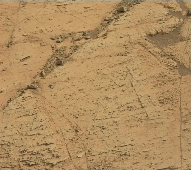 Sol 2797: Mast Camera (Mastcam)