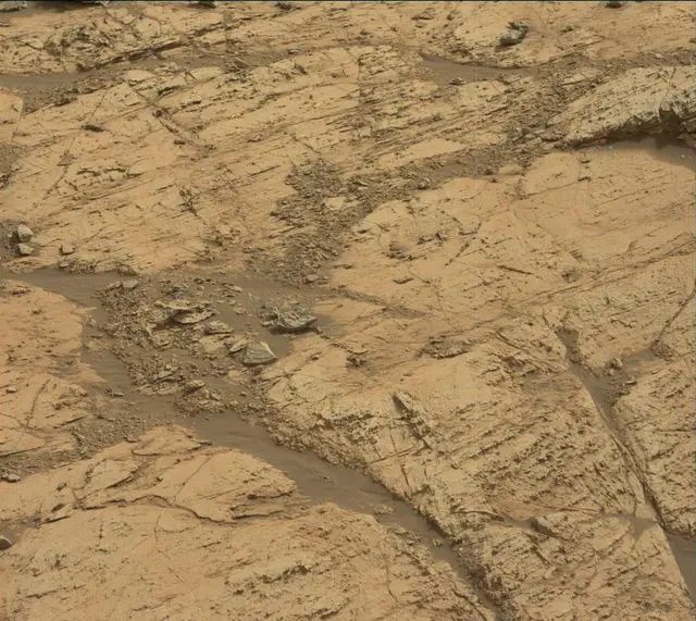 Sol 2797: Mast Camera (Mastcam)
