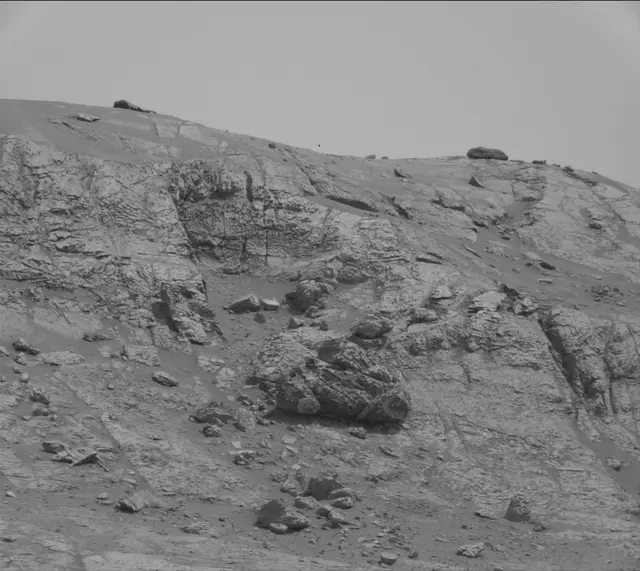 Sol 2797: Mast Camera (Mastcam)