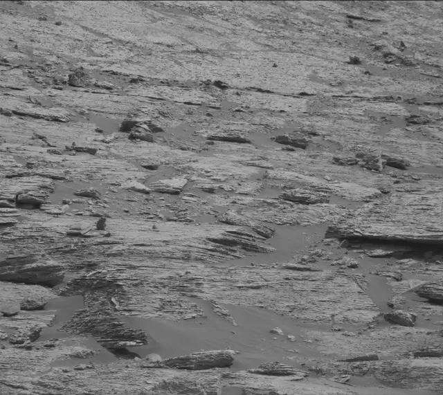 Sol 2797: Mast Camera (Mastcam)