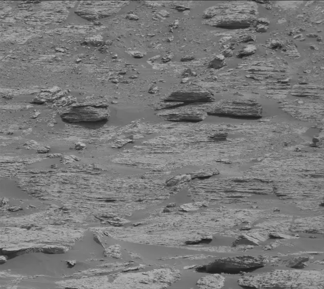 Sol 2797: Mast Camera (Mastcam)