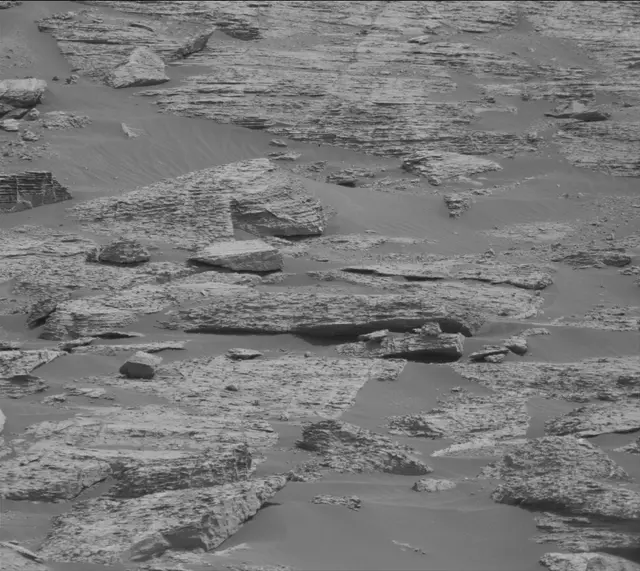 Sol 2797: Mast Camera (Mastcam)