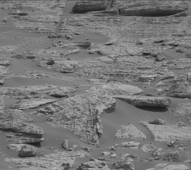 Sol 2797: Mast Camera (Mastcam)