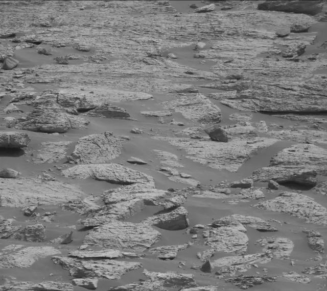 Sol 2797: Mast Camera (Mastcam)