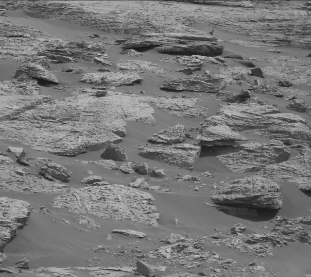 Sol 2797: Mast Camera (Mastcam)
