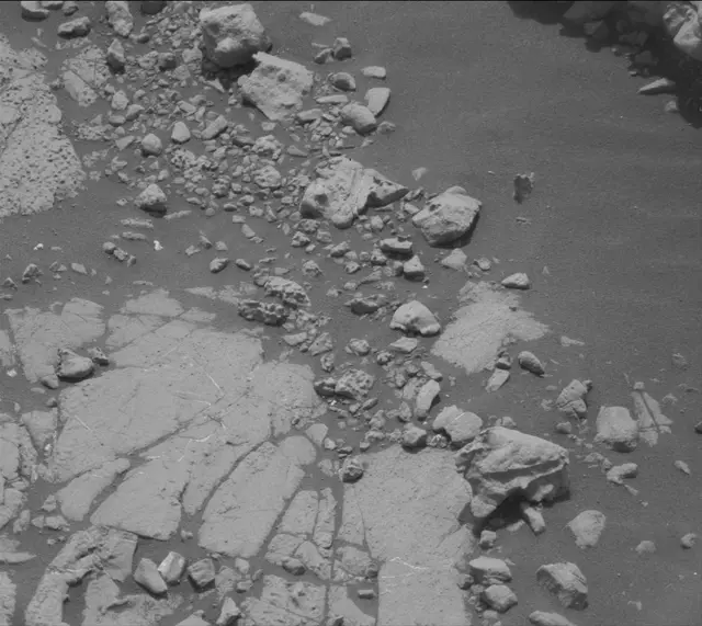 Sol 2797: Mast Camera (Mastcam)