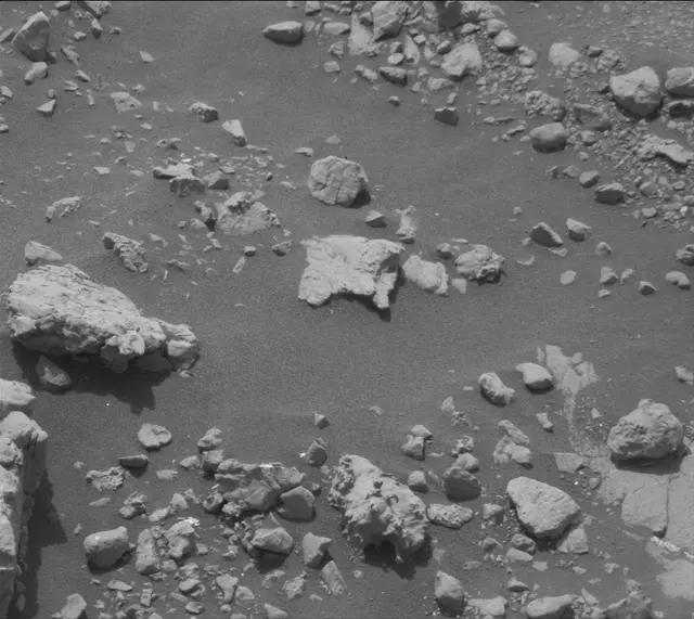 Sol 2797: Mast Camera (Mastcam)
