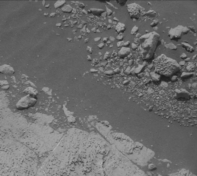 Sol 2797: Mast Camera (Mastcam)
