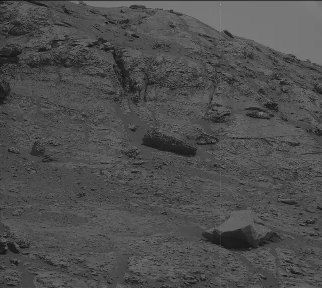 Sol 2799: Mast Camera (Mastcam)