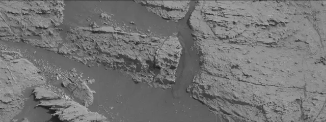 Sol 2799: Mast Camera (Mastcam)
