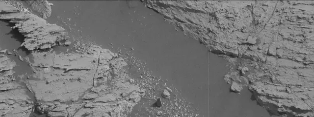 Sol 2799: Mast Camera (Mastcam)