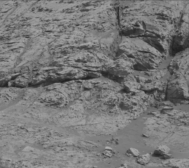 Sol 2799: Mast Camera (Mastcam)