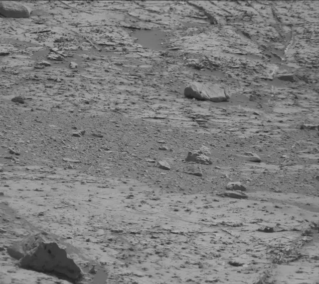 Sol 2799: Mast Camera (Mastcam)