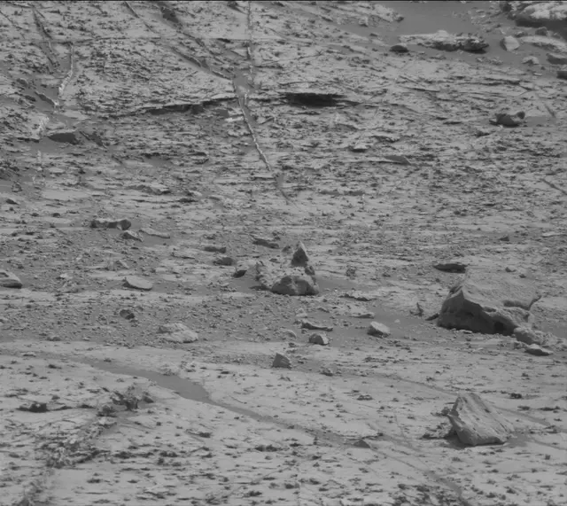 Sol 2799: Mast Camera (Mastcam)