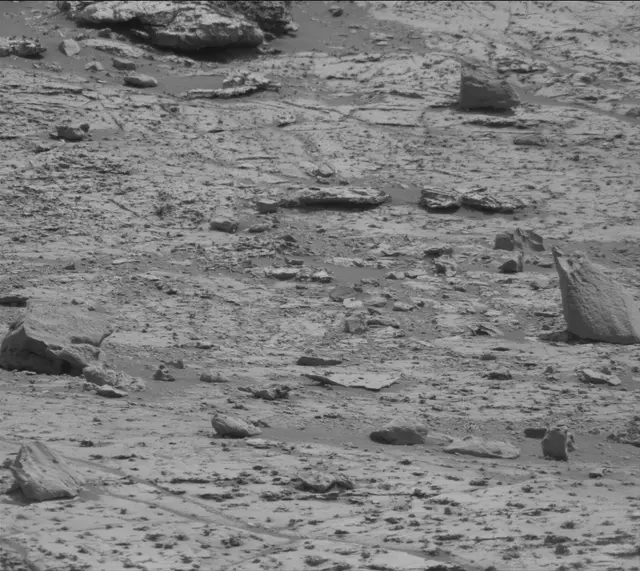 Sol 2799: Mast Camera (Mastcam)