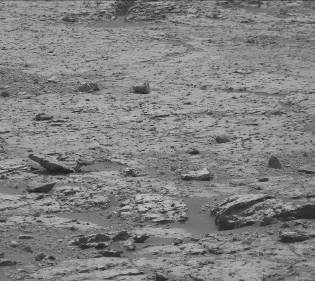 Sol 2799: Mast Camera (Mastcam)