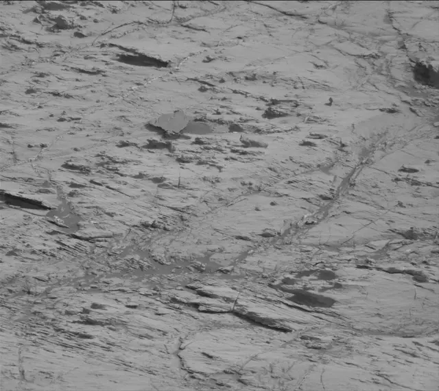 Sol 2799: Mast Camera (Mastcam)