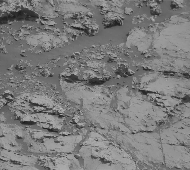 Sol 2799: Mast Camera (Mastcam)