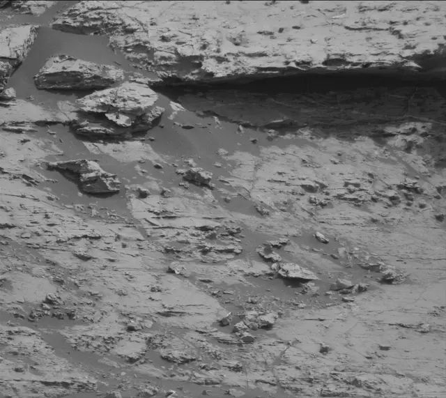 Sol 2799: Mast Camera (Mastcam)