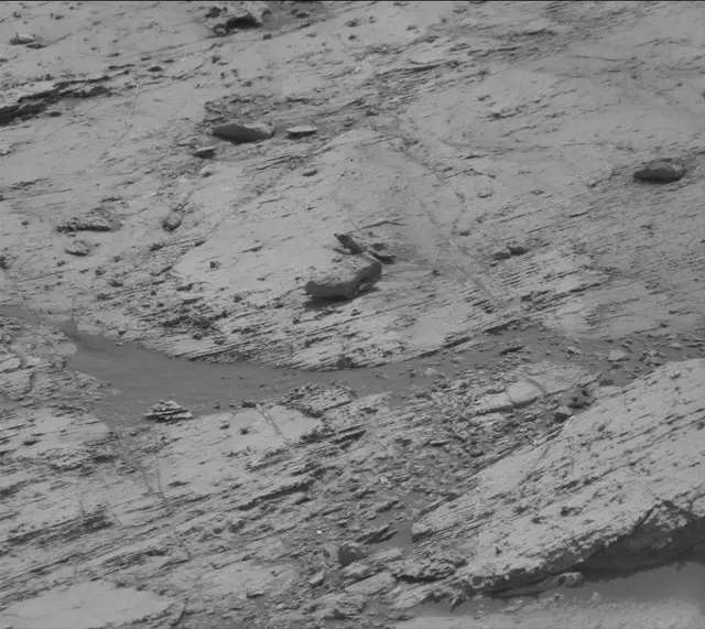 Sol 2799: Mast Camera (Mastcam)