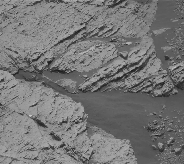 Sol 2799: Mast Camera (Mastcam)