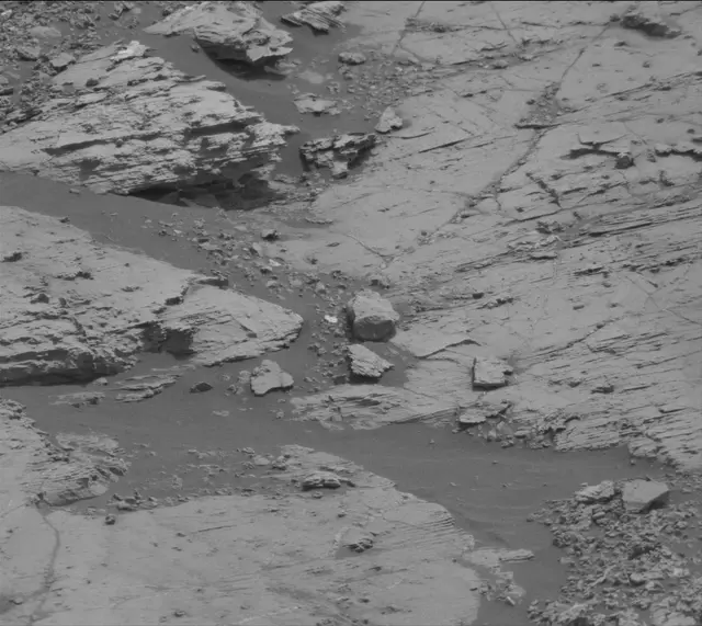 Sol 2799: Mast Camera (Mastcam)