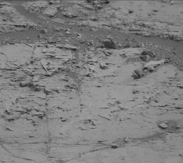 Sol 2799: Mast Camera (Mastcam)