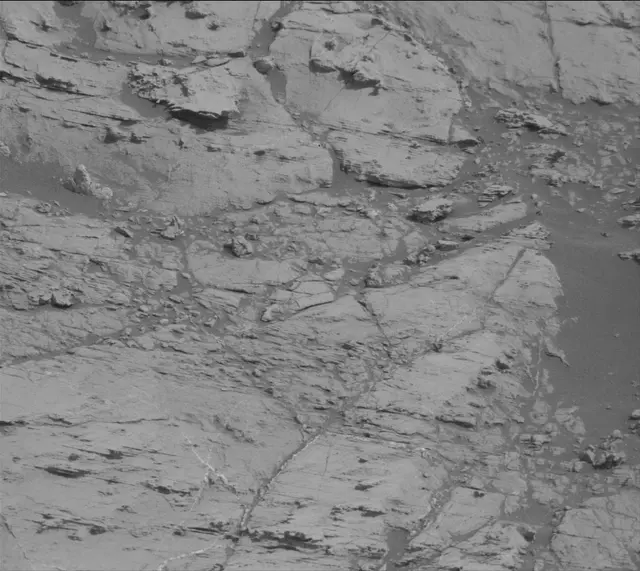 Sol 2799: Mast Camera (Mastcam)