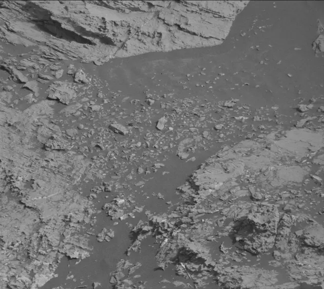 Sol 2799: Mast Camera (Mastcam)