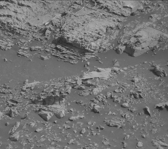 Sol 2799: Mast Camera (Mastcam)