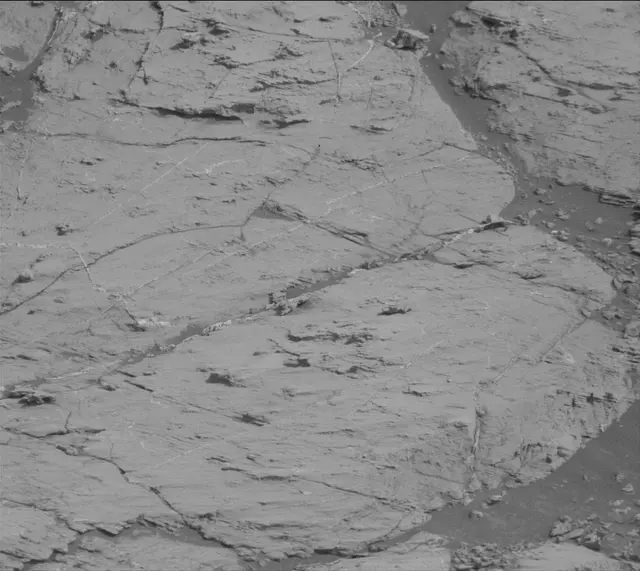 Sol 2799: Mast Camera (Mastcam)
