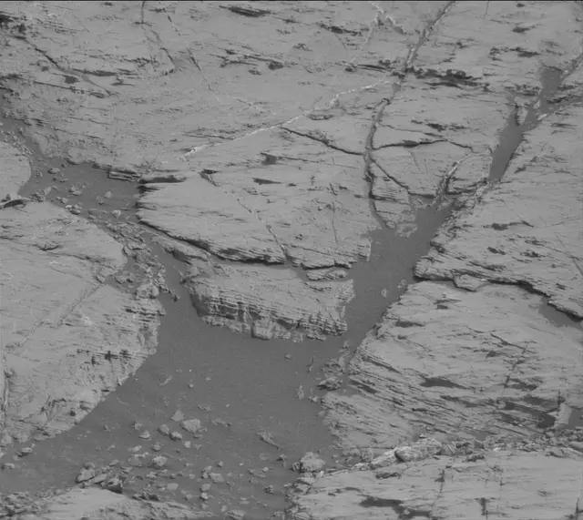 Sol 2799: Mast Camera (Mastcam)