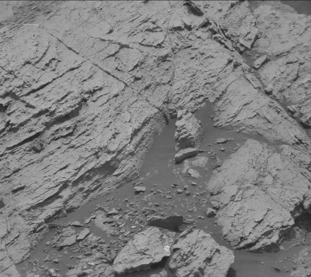 Sol 2799: Mast Camera (Mastcam)