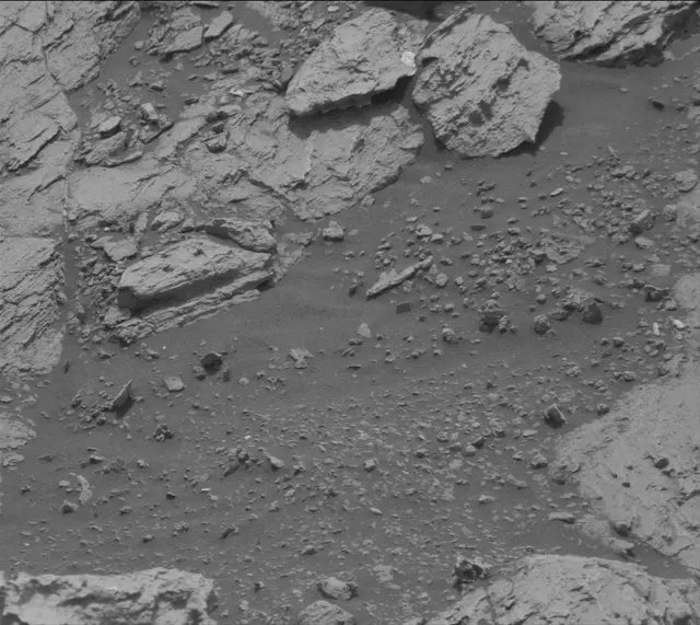 Sol 2799: Mast Camera (Mastcam)