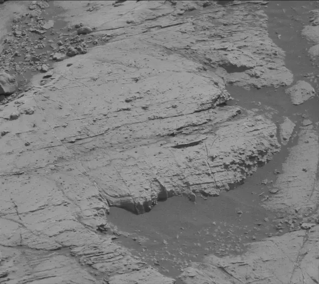 Sol 2799: Mast Camera (Mastcam)