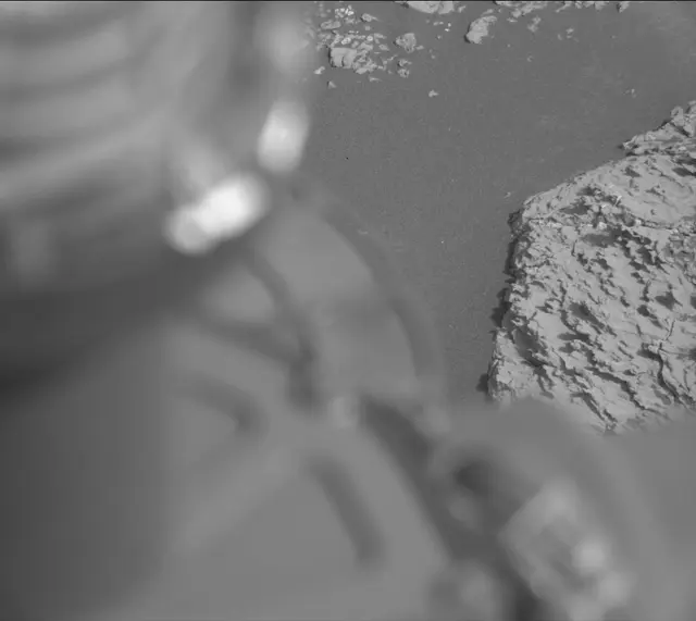 Sol 2799: Mast Camera (Mastcam)