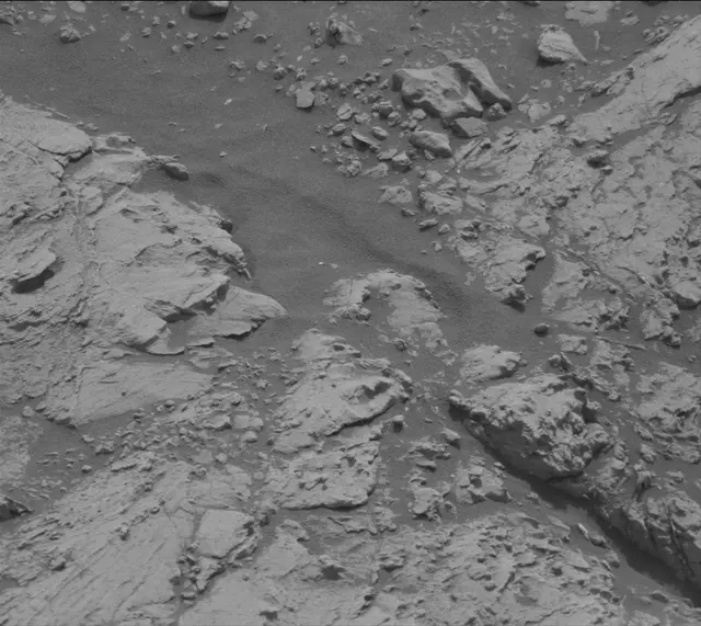 Sol 2799: Mast Camera (Mastcam)