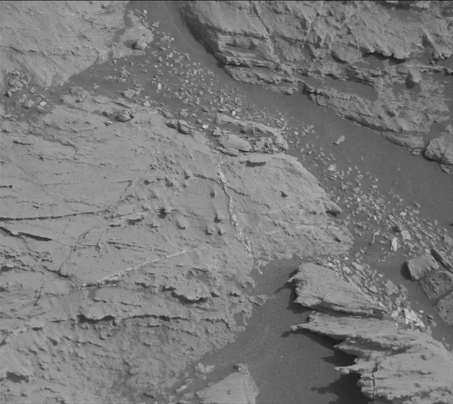 Sol 2799: Mast Camera (Mastcam)